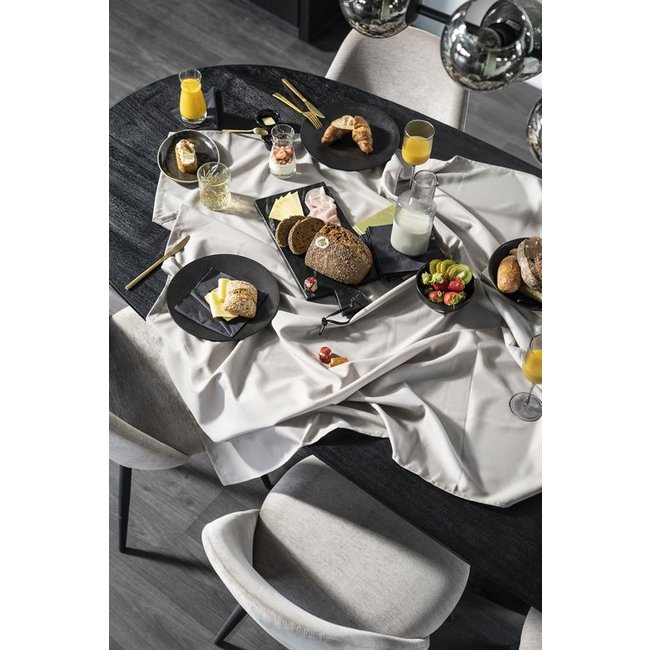 Eleonora Eettafel Aron ovaal 300x110 - zwart