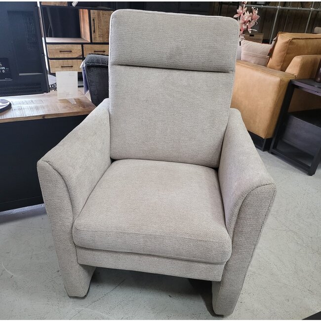 WoonMax Bank Seattle showroommodel met hoge rug
