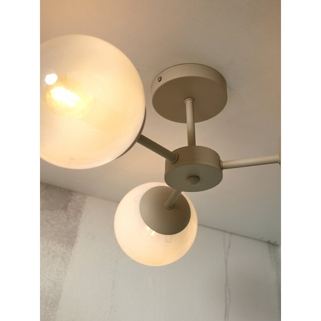 it's about RoMi Plafonniere Aspen 3-arm kleurverl.melkwit