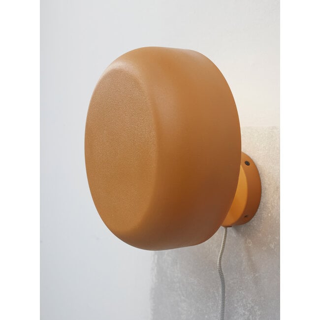 it's about RoMi Wandlamp ijzer Porto mosterd