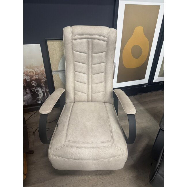 WoonMax Relaxfauteuil Queen Zorro Sand handbediening - Showroommodel