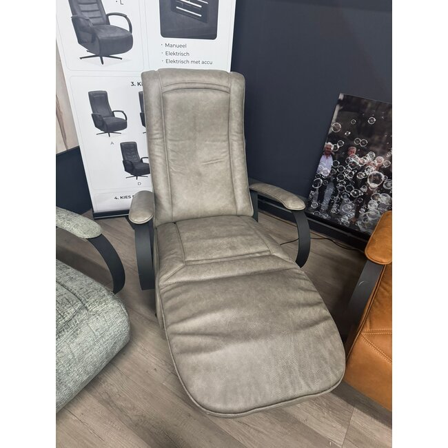 WoonMax Relaxfauteuil Queen Mustang Taupe elektrisch met accu - Showroommodel