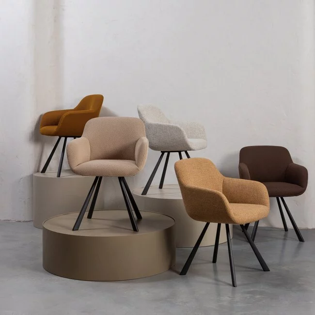 Woood Showroommodel Juno eetkamerstoel geweven stof curry melange