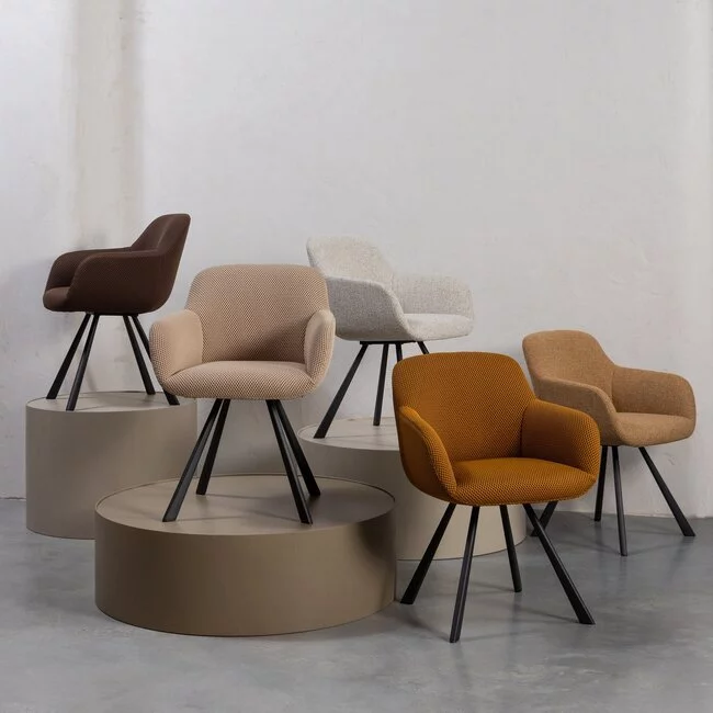 Woood Showroommodel Juno eetkamerstoel geweven stof curry melange