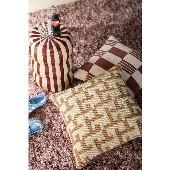 By Boo Kussen Twist 45x45 cm - burgundy