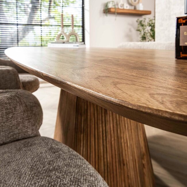 WoonStijl Eettafel Wave centrale poot 215 cm