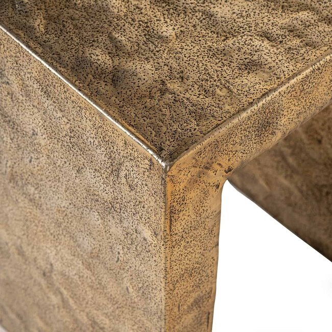 Richmond Interiors  Bijzettafel Novan Goud