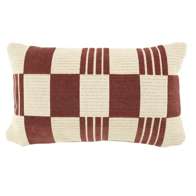 By Boo Kussen Twist 35x55 cm - burgundy