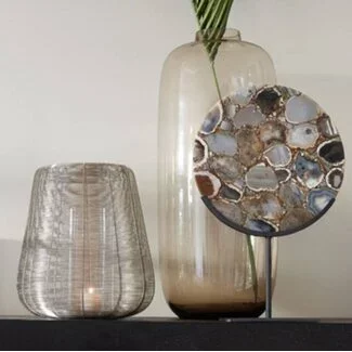 Light en Living Ornament op voet GOUYA agaat en mat zwart