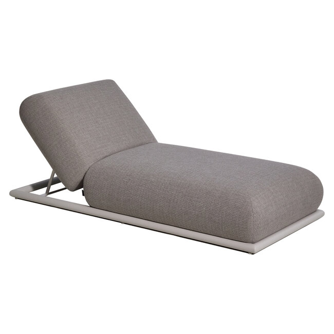 Richmond Interiors  Outdoor daybed Sullivan greige alpine