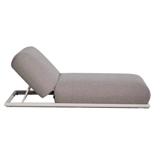 Richmond Interiors  Outdoor daybed Sullivan greige alpine