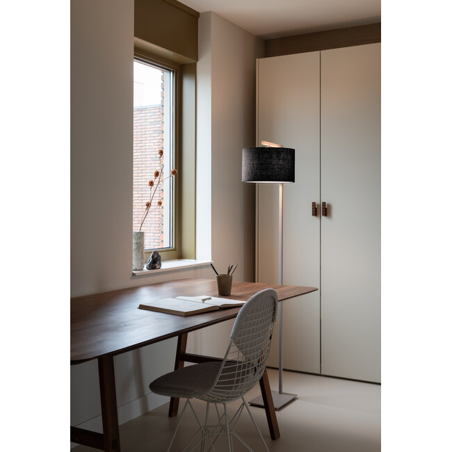 it's about RoMi Vloerlamp Boston zand/kap 3220 zwart
