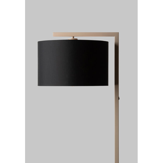 it's about RoMi Vloerlamp Boston zand/kap 3220 zwart