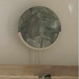 Light en Living Ornament op voet GOUYA Groen Agaat & Crème