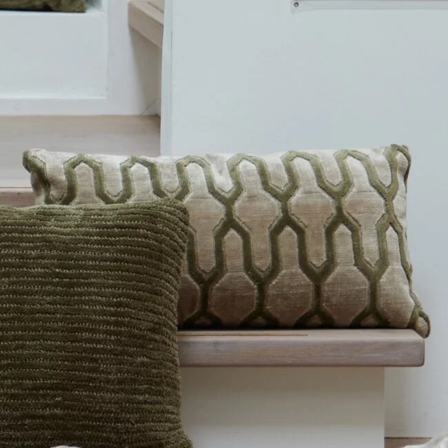 Light en Living Kussen 60x30 cm JEMBANA zand+olijf groen