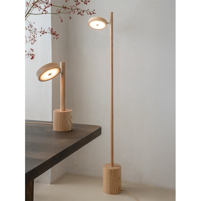 Good&Mojo Vloerlamp essenhout OKINAWA naturel