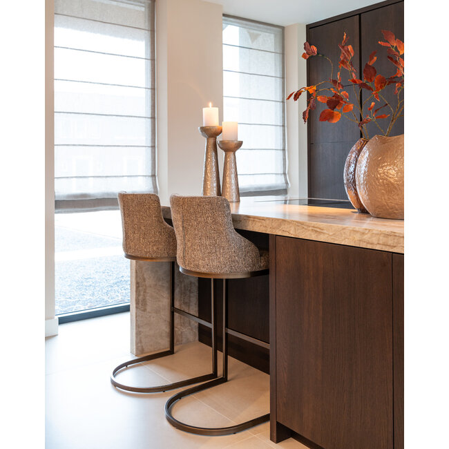 Richmond Interiors  Vaas Jaya beige