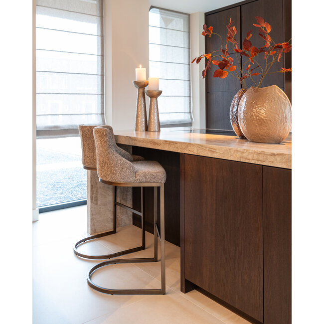 Richmond Interiors  Vaas Jaya beige
