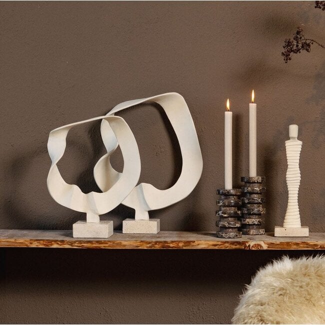 PTMD Ornament Vae Beige gegoten aluminium op travertin voet S