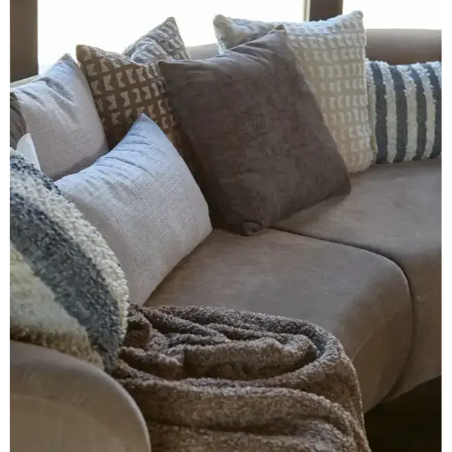 Light en Living Kussen 45x45 cm SONTRA donker bruin+taupe veren gevuld
