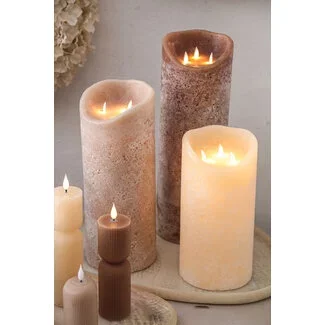 PTMD LED-kaars rustiek beige 38 cm hoog met 3 bewegende vlammetjes