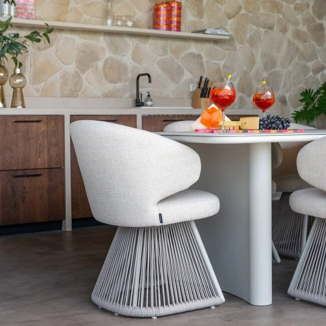 Richmond Interiors  Outdoor eetkamerstoel Nuba beige alpine
