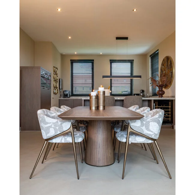 Richmond Interiors  Eettafel Windsor walnoot 230