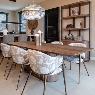 Richmond Interiors  Eettafel Windsor walnoot 230