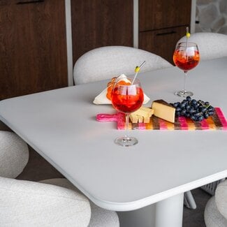 Richmond Interiors  Outdoor eettafel Senza licht beige  220