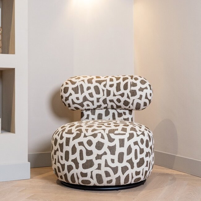 Richmond Interiors  Lounge stoel Kaya weave bruin