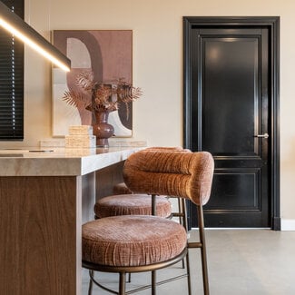 Richmond Interiors  Counterstoel Encanto Be straight mocca mousse