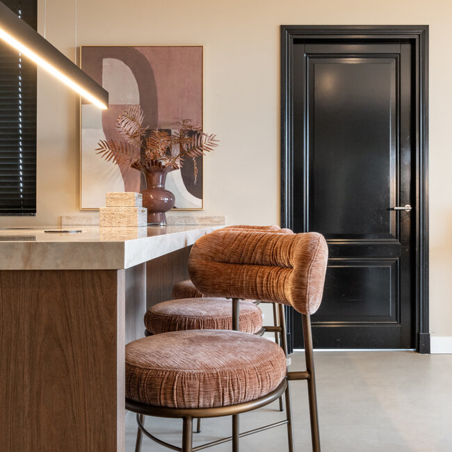 Richmond Interiors  Vaas Mira bruin