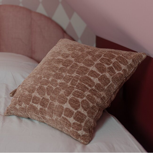 Richmond Interiors  Kussen Veda pale pebble