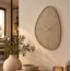 HomeBound by KY Wandklok Evia organisch beige