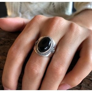 Zilveren ring Black Onyx Yai