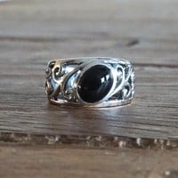 Black Onyx ring Paisley