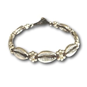 Enkelbandje schelpjes Silver Cowrie
