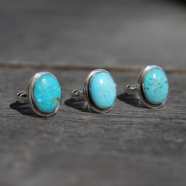 Turquoise ring Elle
