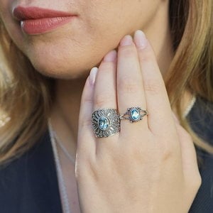 Zilveren Boho ring Blue Topaz