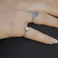 Zilveren ring met zoetwaterparel