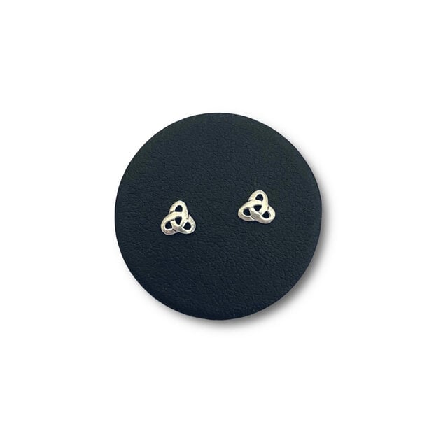 Zilveren oorknopjes triquetra