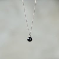 Zwarte spinel ketting druppel