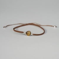 Armbandje  Tiger-eye druppel