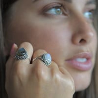 Zilveren ring Maansteen Amisha