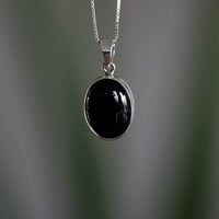 Black Onyx hanger Hima Black Onyx hanger Hima
