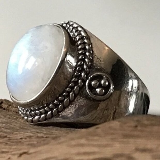 Zilveren ring Moonstone Hermosa