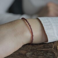 Edelsteen armbandje Caya Granaat