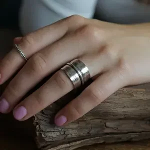 Zilveren ring Noy