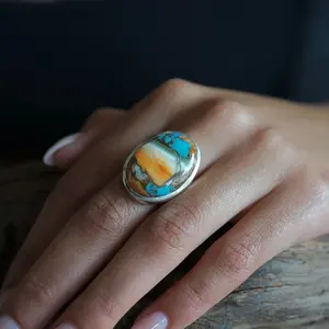 Spiny Oyster Turquoise ring