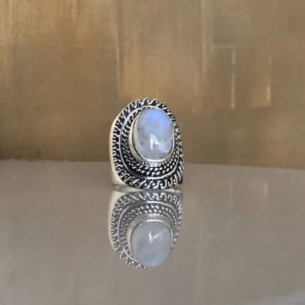 Zilveren ring Moonstone Bonita